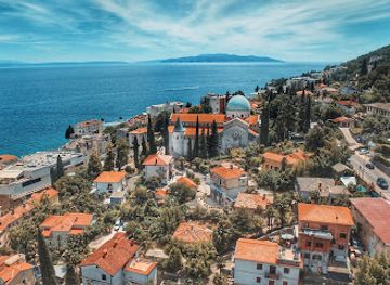 croatia/opatija/attraction/slatina-fountain