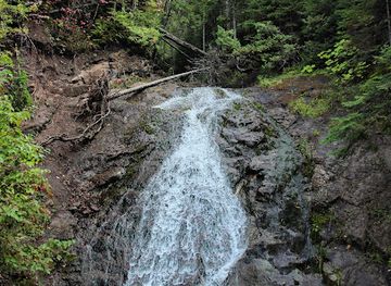 michigan/copper-harbor/attraction/jacob-s-falls