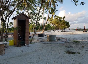 maldives/hithadhoo-island/attraction/kanbihaa-beach