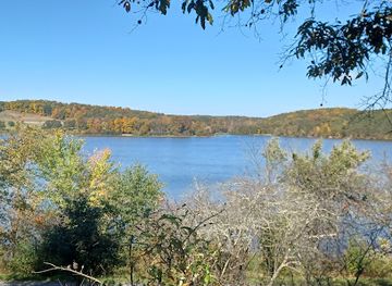 pennsylvania/appalachian-mountains/attraction/shawnee-state-park