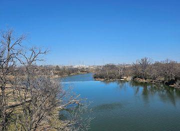 texas/san-angelo/attraction/lone-wolf-bridge