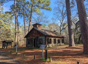 texas/piney-woods/attraction/mission-tejas-state-park