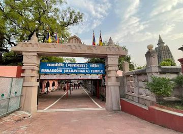 india/eastern-india/attraction/mahabodhi-temple