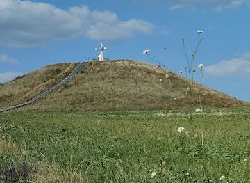 romania/moldova-area/attraction/movila-magura