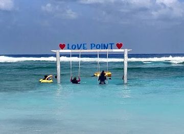 maldives/gaafu-alif-atoll/attraction/swing-love-point