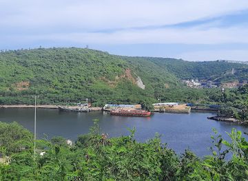 india/visakhapatnam/attraction/vizag-fishing-harbour