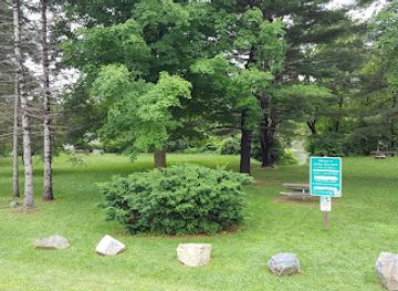 vermont/windsor-county/attraction/lyman-point-park