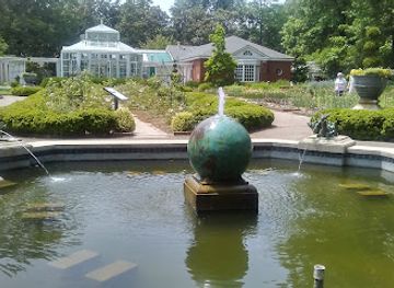 tennessee/germantown/attraction/dixon-gallery-gardens