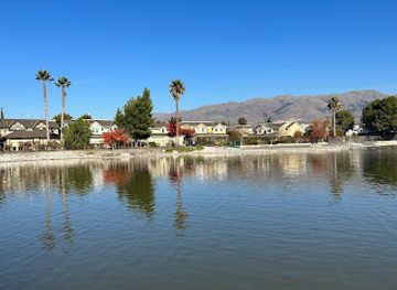 california/milpitas/attraction/hidden-lake-park