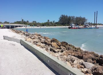 florida/sanibel-island/attraction/blind-pass-park