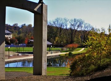 maryland/rocky-gap-state-park/attraction/canal-place