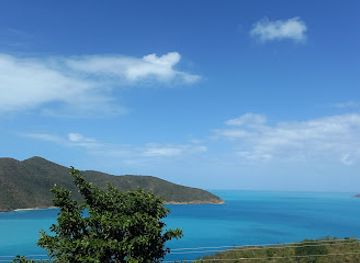 british-virgin-islands/virgin-gorda-peak/attraction/k9-piper-s-memorial