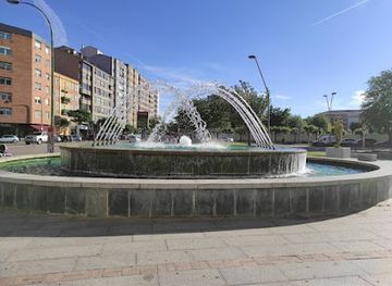 spain/burgos/attraction/fuente-del-parque-de-santa-barbara