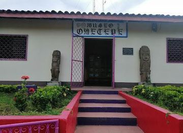 nicaragua/ometepe/attraction/museo-altagracia