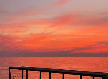 bahrain/jebel-dukhan/attraction/love-bridge