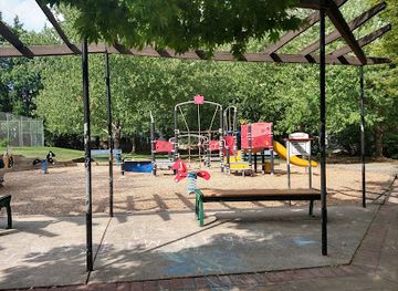 maryland/silver-spring/attraction/ellsworth-urban-dog-park