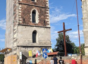 poland/wiślica/attraction/rynek-miejski-w-wislicy