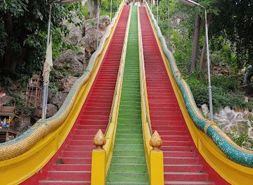 thailand/surat-thani/attraction/wat-khao-si-wichai