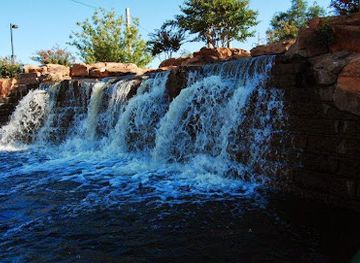 oklahoma/oklahoma-city/attraction/bricktown-water-taxi
