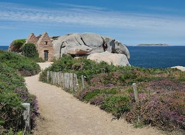 france/côte-de-granit-rose/attraction/ancienne-poudriere