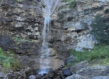 spain/ordesa-y-monte-perdido-national-park/attraction/cascada-castiecho
