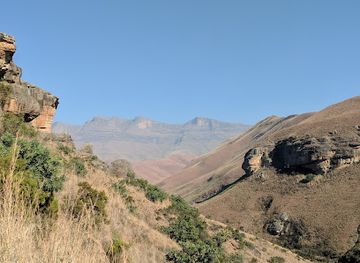 south-africa/drakensberg/attraction/giant-s-castle