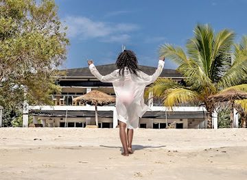 sierra-leone/tokeh-beach/attraction/the-place-resort