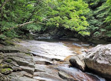 south-korea/muju-ski-resort/attraction/gucheondong