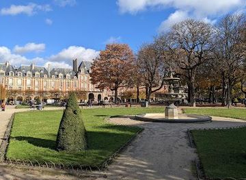 france/paris/attraction/place-des-vosges