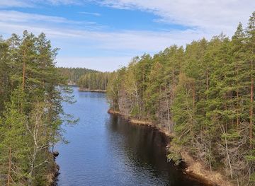 finland/kymenlaakso/attraction/lapinsalmi-lean-to-shelter