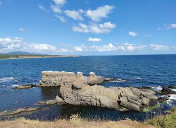 bulgaria/strandzha/attraction/the-stone-ships