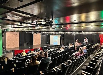 washington/kent/attraction/unexpected-productions-improv