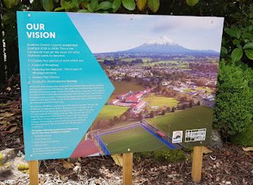 new-zealand/taranaki/attraction/stratford-isite-visitor-information-centre