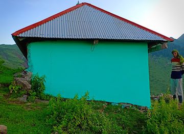 pakistan/azad-jammu-and-kashmir/attraction/masjid-shareef-kuthnaar