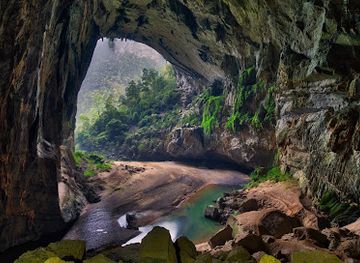 vietnam/phong-nha-ke-bang-national-park/attraction/hang-son-doong