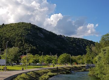bosnia-and-herzegovina/west-herzegovina-canton/attraction/sources-of-the-river-listica