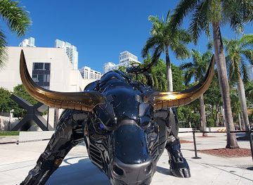 florida/miami/attraction/miami-bull