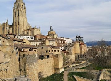 spain/segovia/attraction/plaza-de-la-merced