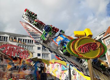 belgium/belgian-coast/attraction/carrousel-d-ostende
