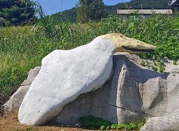 alabama/cherokee-rock-village/attraction/rock-zoo