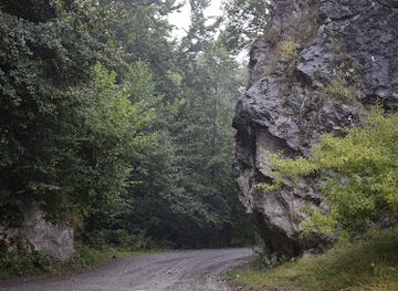 romania/fagaras-mountains/attraction/portile-de-piatra