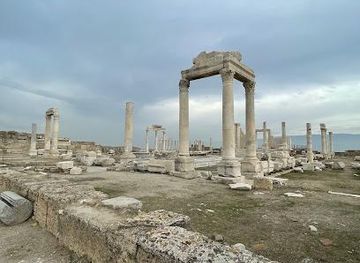turkiye/pamukkale/attraction/laodicean-church