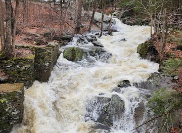 connecticut/litchfield-hills/attraction/southford-falls-state-park