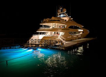 massachusetts/provincetown/attraction/provincetown-wharf