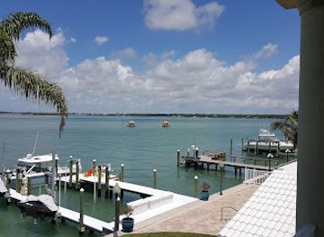 florida/st-petersburg/attraction/war-veterans-memorial-park