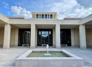 texas/dallas/attraction/george-w-bush-presidential-center