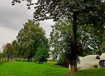 belgium/hainaut-hills/attraction/maison-bulle