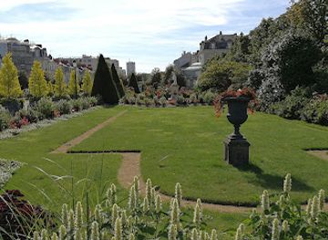 france/angers/attraction/le-jardin-du-mail