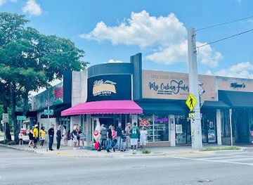 florida/miami/attraction/calle-ocho-miami-eight-street-miami