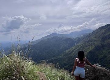 sri-lanka/nuwara-eliya/attraction/little-adam-s-peak-trailhead